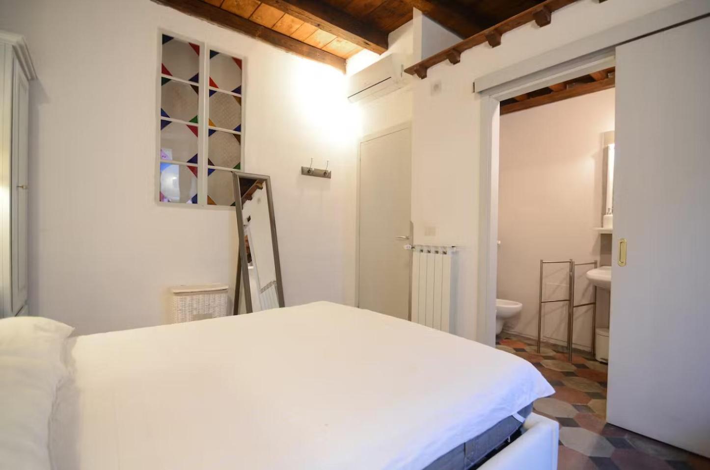 F1 - Santa Croce One Bedroom Apartment For Couples Florenz Exterior foto